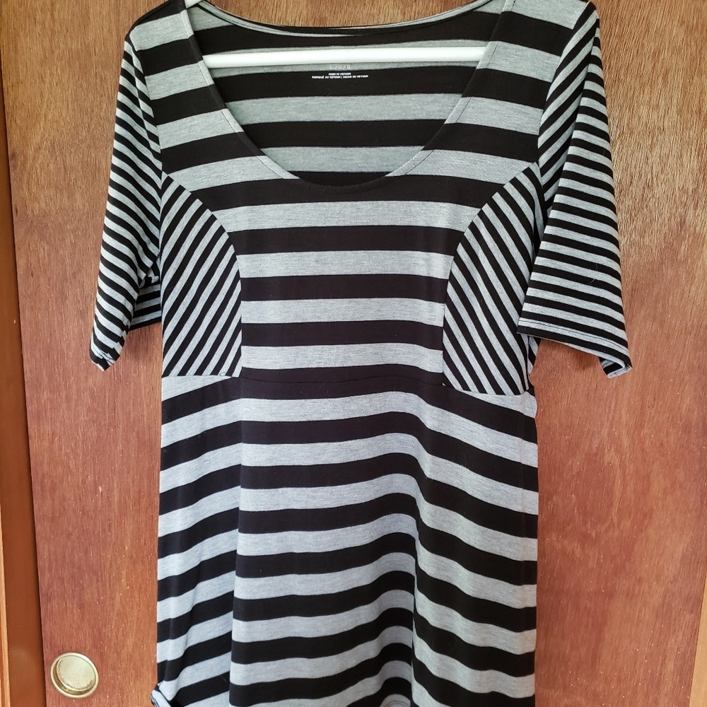 Motherhood Maternity Striped Short Sleeve Tshirt